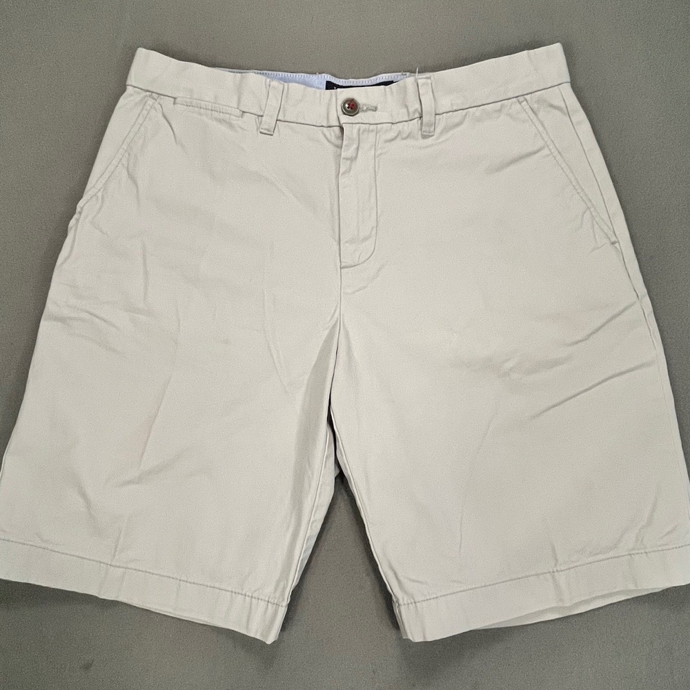 Tommy Hilfiger Mens 34 Chino Shorts Cotton Classic Fit Beige Khaki Flat Front